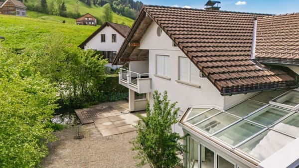 Immobilie in Appenzell - Grosses 6.5-Zimmer-Doppeleinfamilienhaus an bevorzugter Wohnlage - modernisiert und sofort bezugsbereit - Bild 12