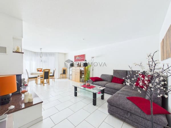 Immobilie in Obermumpf - Helle 3.5 Zimmer-Wohnung mit CheminÃ©e und Balkon in ruhiger Lage - Bild 0