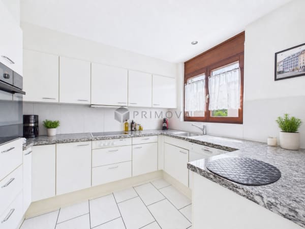 Immobilie in Obermumpf - Helle 3.5 Zimmer-Wohnung mit CheminÃ©e und Balkon in ruhiger Lage - Bild 2
