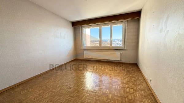 Immobilie in La Chaux-de-fonds - A VENDRE APPARTEMENT DE 6 PIÈCES 170 M2 AVEC GARAGE INDIVIDUEL - Bild 10