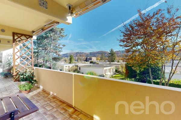 Immobilie in Rheinfelden - Lichtdurchflutete 5.5-Zimmer-Wohnung mit sonnigem Balkon - Bild 1