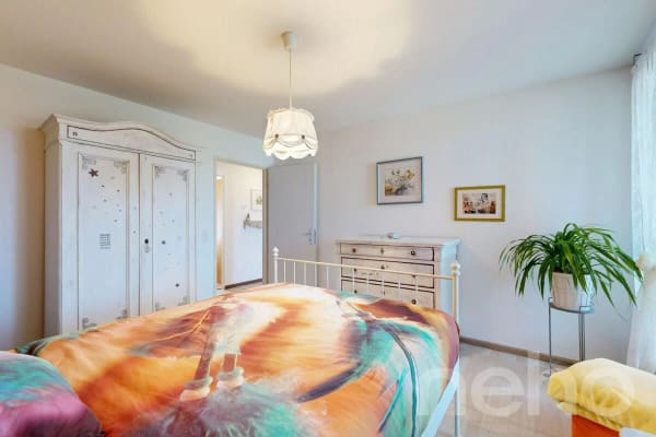 Immobilie in Rheinfelden - Lichtdurchflutete 5.5-Zimmer-Wohnung mit sonnigem Balkon - Bild 6