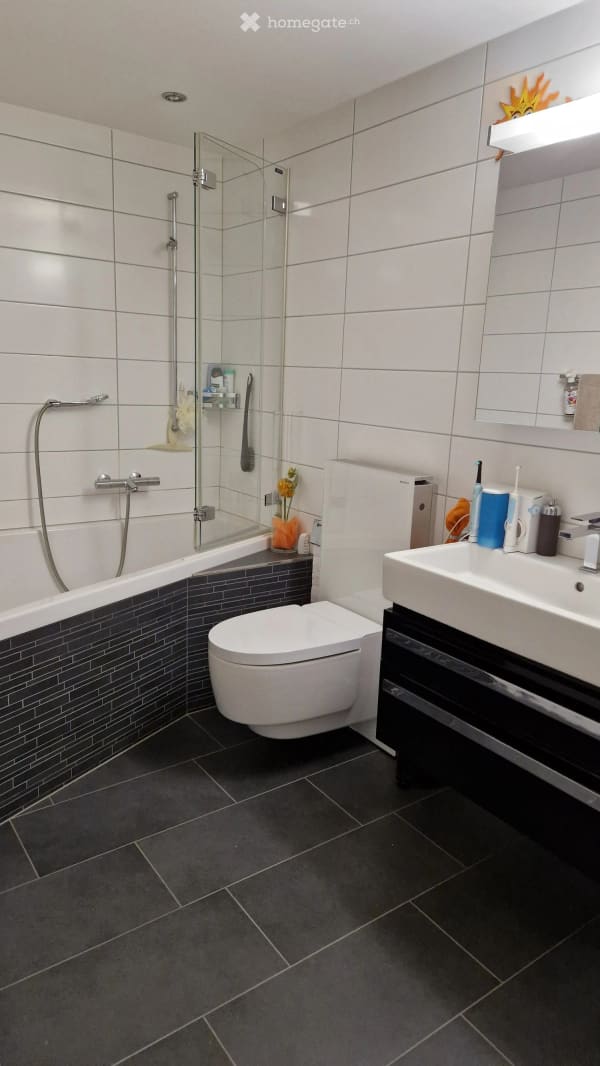 Immobilie in Dagmersellen - Charmante 4.5-Zimmer-Wohnung mit Balkon und CheminÃ©e in Dagmersellen - Bild 2