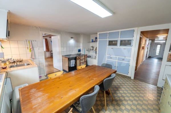 Immobilie in Wegenstetten - Ehemaliges Bauernhaus mit grosser Scheune - Bild 3