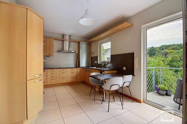 Immobilie in Genolier - Maison individuelle en bois dans un écrin de verdure - Bild 6