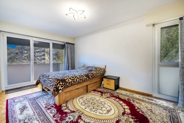 Immobilie in Clarens - Spacieux 4.5 piÃ¨ces avec 2 balcons et aperÃ§u lac - fort potentiel - Bild 2
