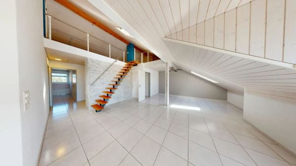 Immobilie in Oftringen - GrosszÃ¼gige & gepflegte 3.5 Zimmer Maisonette mit Balkon - Bild 1