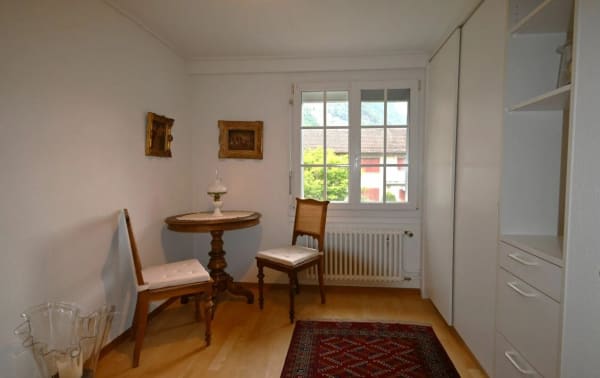 Immobilie in Netstal - Gepflegtes, einseitig angebautes 5-Zimmer-Einfamilienhaus - Bild 12