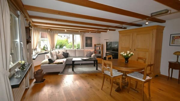 Immobilie in Netstal - Gepflegtes, einseitig angebautes 5-Zimmer-Einfamilienhaus - Bild 7