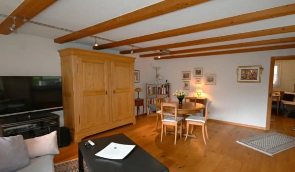 Immobilie in Netstal - Gepflegtes, einseitig angebautes 5-Zimmer-Einfamilienhaus - Bild 8