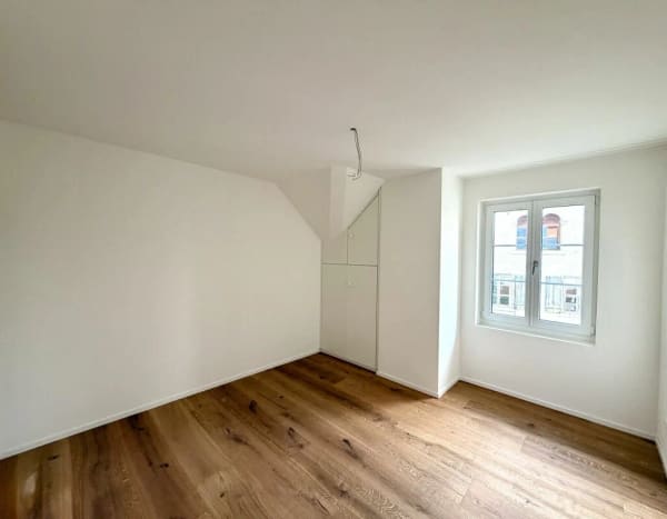 Immobilie in Mägenwil - 4.5 Zimmer-Wohnung komplett kernsaniert in Birr! - Bild 4