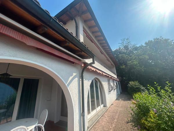 Immobilie in Orselina - Incantevole casa unifamiliare ad Orselina con piscina e vista panoramica - Bild 1