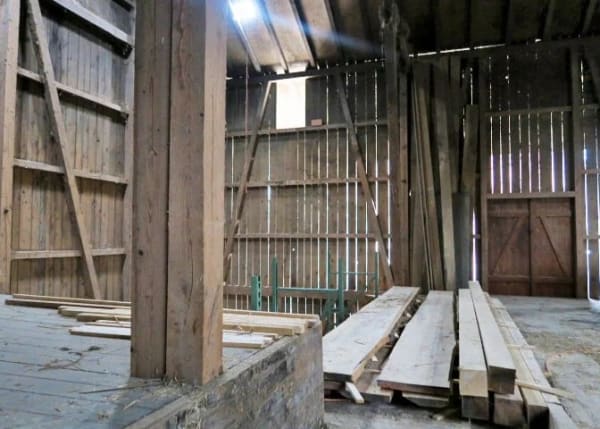 Immobilie in Dägerlen - Landwirtschaftliches Anwesen mit Bauernhaus, div. Ökonomiegebäude und Wiesland , mit viel Potential - Bild 12