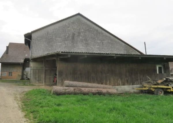 Immobilie in Dägerlen - Landwirtschaftliches Anwesen mit Bauernhaus, div. Ökonomiegebäude und Wiesland , mit viel Potential - Bild 13