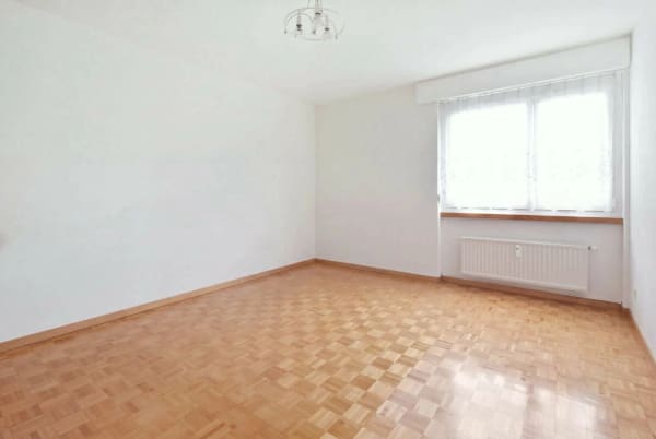 Immobilie in Spreitenbach - Zentral gelegene 3.5 Zimmer-Eigentumswohnung - Bild 4