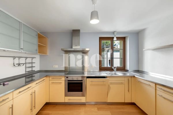 Immobilie in Rivaz - Maison villageoise de charme avec appartement de 3.5 pièces et une place de parc à vendre à Rivaz - Bild 6