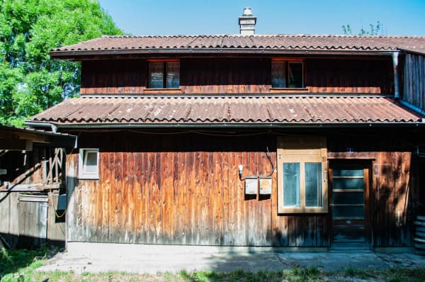 Immobilie in Tavannes - Rustikales Bauernhaus in Tavannes â€“ Altbau-Juwel mit grossem GrundstÃ¼ck - Bild 2