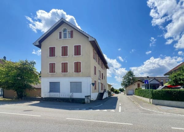 Immobilie in Aarwangen - Vollvermietetes Mehrfamilienhaus mit drei grossen Wohnungen - Bild 0