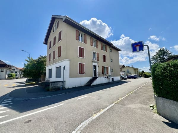 Immobilie in Aarwangen - Vollvermietetes Mehrfamilienhaus mit drei grossen Wohnungen - Bild 1