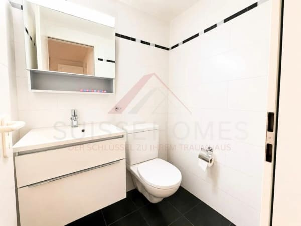 Immobilie in Schwerzenbach - GrosszÃ¼gige 4.5-Zimmer-Maisonettewohnung mit Galerie und CheminÃ©e in 8603 Schwerzenbach - Bild 12