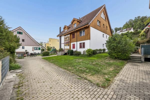 Immobilie in Fällanden - 4.5-Zimmer-Dachmaisonettewohnung mit Balkon und Einstellplatz - Bild 0