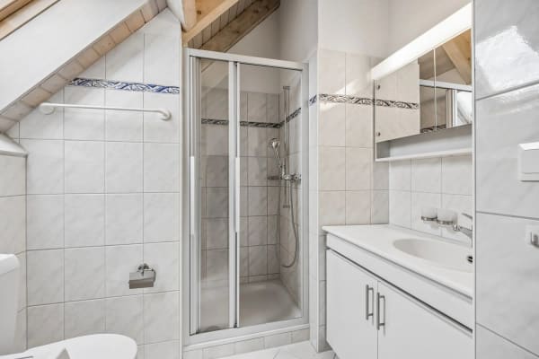 Immobilie in Fällanden - 4.5-Zimmer-Dachmaisonettewohnung mit Balkon und Einstellplatz - Bild 18