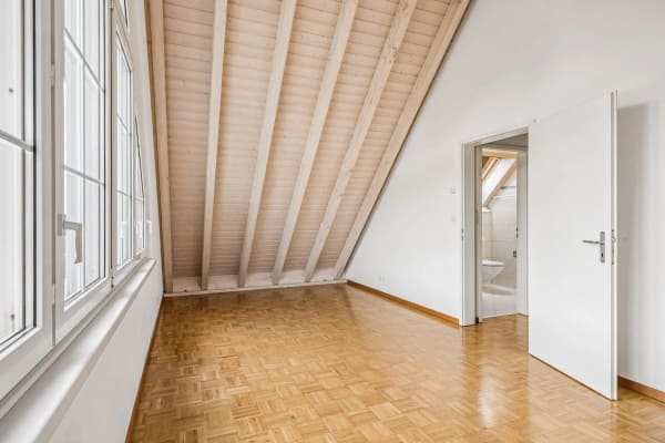 Immobilie in Fällanden - 4.5-Zimmer-Dachmaisonettewohnung mit Balkon und Einstellplatz - Bild 19