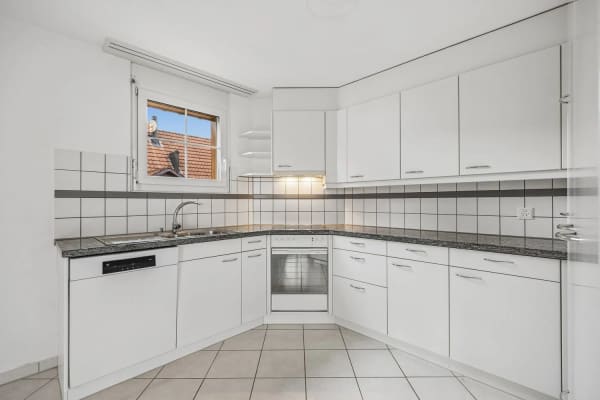 Immobilie in Fällanden - 4.5-Zimmer-Dachmaisonettewohnung mit Balkon und Einstellplatz - Bild 6