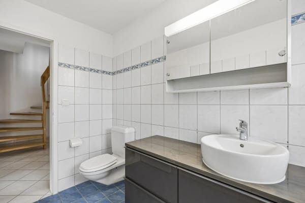 Immobilie in Fällanden - 4.5-Zimmer-Dachmaisonettewohnung mit Balkon und Einstellplatz - Bild 9