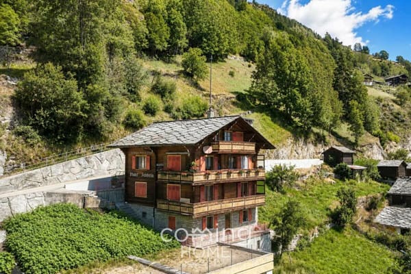 Immobilie in Embd - Charmante 3.5 Zimmerwohnung im Walliser Chalet in Embd -  Bergsicht und Zweitwohnsitz - Bild 3