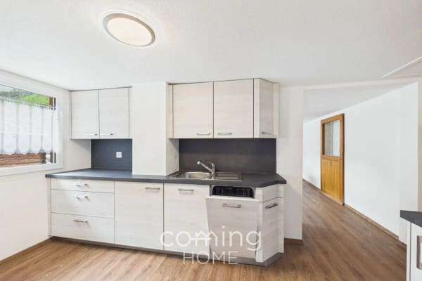 Immobilie in Saas-balen - Wohnen mit Traumaussicht in Saas-Balen - charmante 4.5-Zimmer-Wohnung mit Bergsicht - Bild 2