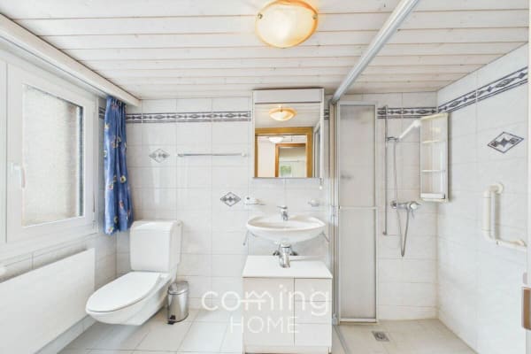 Immobilie in Saas-balen - Wohnen mit Traumaussicht in Saas-Balen - charmante 4.5-Zimmer-Wohnung mit Bergsicht - Bild 9