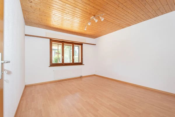 Immobilie in Nesselnbach - Freistehendes 5,5-Zimmer-Einfamilienhaus mit Wintergarten und attraktivem GrundstÃ¼ck - Bild 11