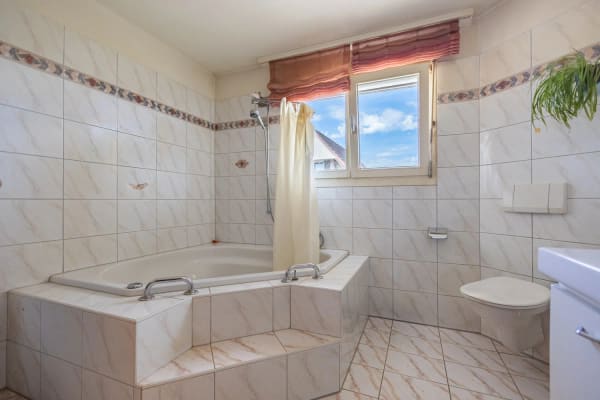 Immobilie in Aristau - GemÃ¼tliche Maisonette-Dachwohnung mit herrlicher Weitsicht - Bild 11