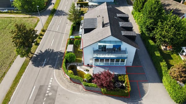 Immobilie in Fislisbach - Exklusive 4.5-Zimmer-Gartenwohnung mit vier ParkplÃ¤tzen, CheminÃ©e und Sauna - Bild 0