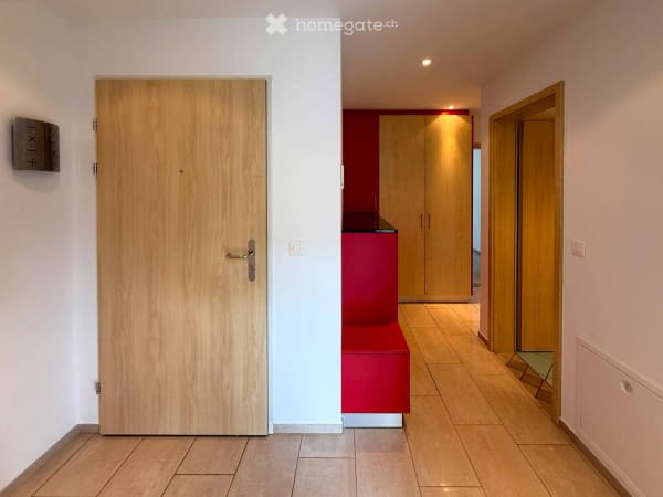 Immobilie in Fislisbach - Exklusive 4.5-Zimmer-Gartenwohnung mit vier ParkplÃ¤tzen, CheminÃ©e und Sauna - Bild 8