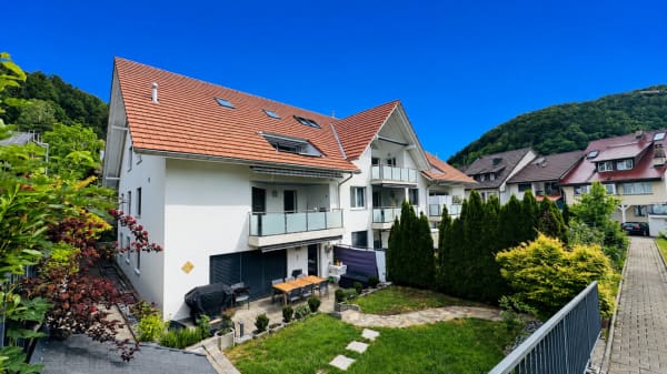 Immobilie in Oberdorf Bl - 4.5-Zimmer-Maisonette mit Balkon, 2 Nasszellen, 2 TiefgaragenplÃ¤tzen, Waschturm und Keller - Bild 1