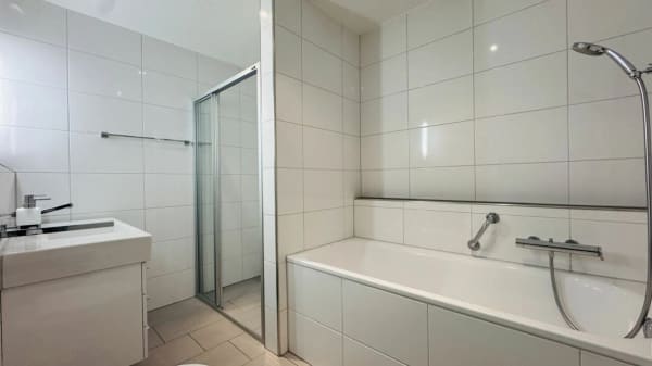Immobilie in Oberdorf Bl - 4.5-Zimmer-Maisonette mit Balkon, 2 Nasszellen, 2 TiefgaragenplÃ¤tzen, Waschturm und Keller - Bild 10
