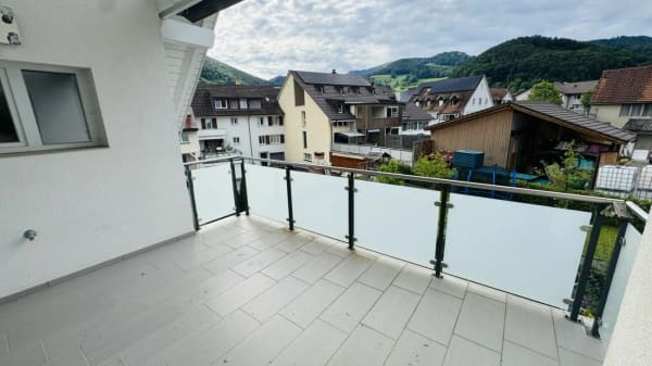 Immobilie in Oberdorf Bl - 4.5-Zimmer-Maisonette mit Balkon, 2 Nasszellen, 2 TiefgaragenplÃ¤tzen, Waschturm und Keller - Bild 11