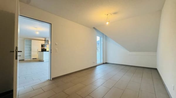 Immobilie in Oberdorf Bl - 4.5-Zimmer-Maisonette mit Balkon, 2 Nasszellen, 2 TiefgaragenplÃ¤tzen, Waschturm und Keller - Bild 17