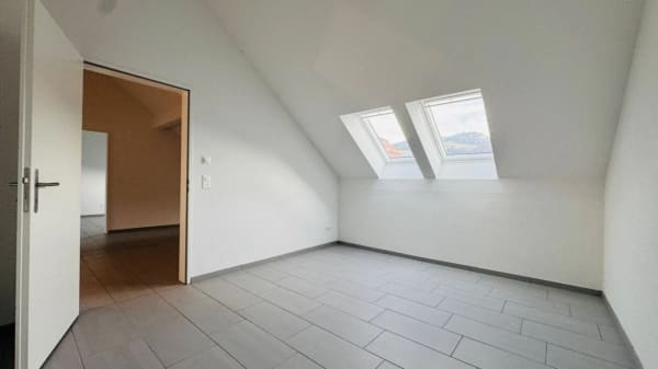 Immobilie in Oberdorf Bl - 4.5-Zimmer-Maisonette mit Balkon, 2 Nasszellen, 2 TiefgaragenplÃ¤tzen, Waschturm und Keller - Bild 22