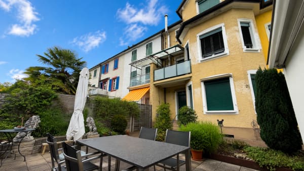 Immobilie in Birsfelden - Generationenhaus mit 6.5-Zimmer-Maisonette und vermieteter 3-Zimmerwohnung - Bild 0
