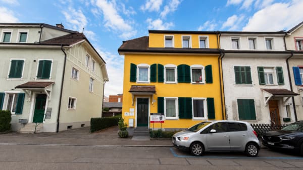 Immobilie in Birsfelden - Generationenhaus mit 6.5-Zimmer-Maisonette und vermieteter 3-Zimmerwohnung - Bild 2