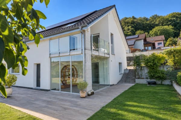 Immobilie in Villeneuve Fr - Villa individuelle contemporaine avec vue dégagée à Villeneuve (FR) - Bild 12