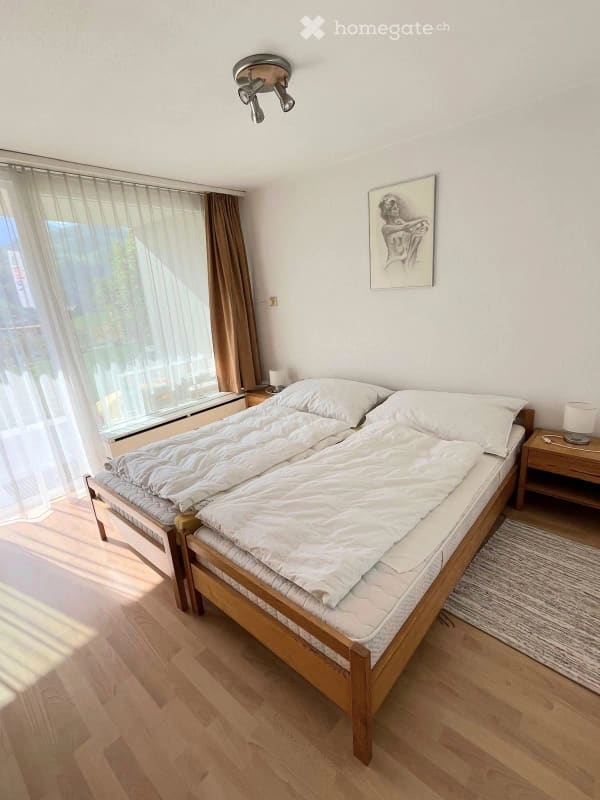 Immobilie in Disentis/mustér - Charmante, sonnige 2.5-Zimmer-Wohnung in Disentis/MustÃ©r mit direktem Zugang zur Skipiste - Bild 3