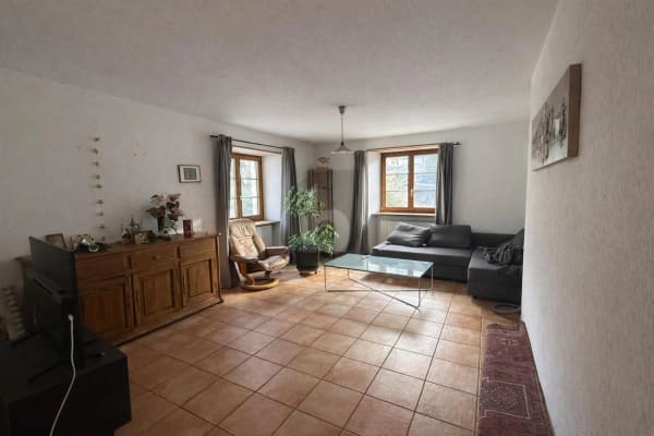 Immobilie in Soulce - IDÃ‰AL AGRICULTEUR OU CRÃ‰ATIONS D'APPARTEMENTS - Bild 2