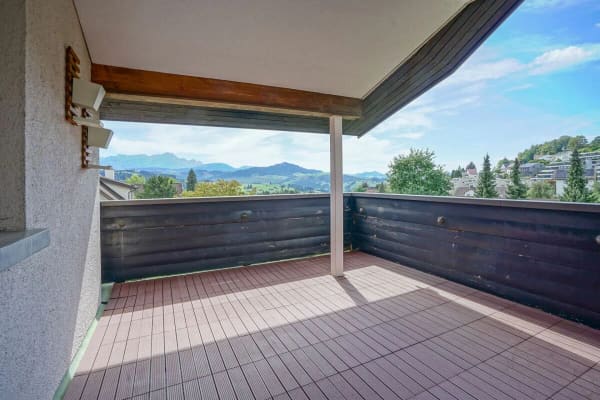 Immobilie in Teufen Ar - TÃ¤glich grÃ¼sst der SÃ¤ntis - grosszÃ¼gige Dachwohnung mit herrlichem Weitblick - Bild 6