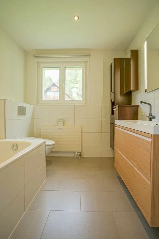 Immobilie in Teufen Ar - TÃ¤glich grÃ¼sst der SÃ¤ntis - grosszÃ¼gige Dachwohnung mit herrlichem Weitblick - Bild 8