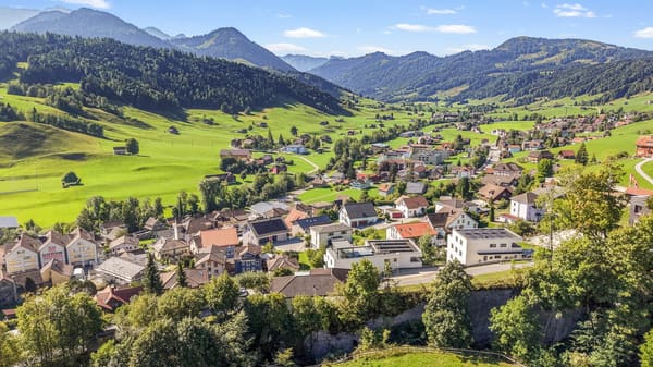 Immobilie in Urnäsch - Wohnen mit Weitblick: Einzigartiges Zuhause an sonniger Lage im Appenzellerland - Bild 10