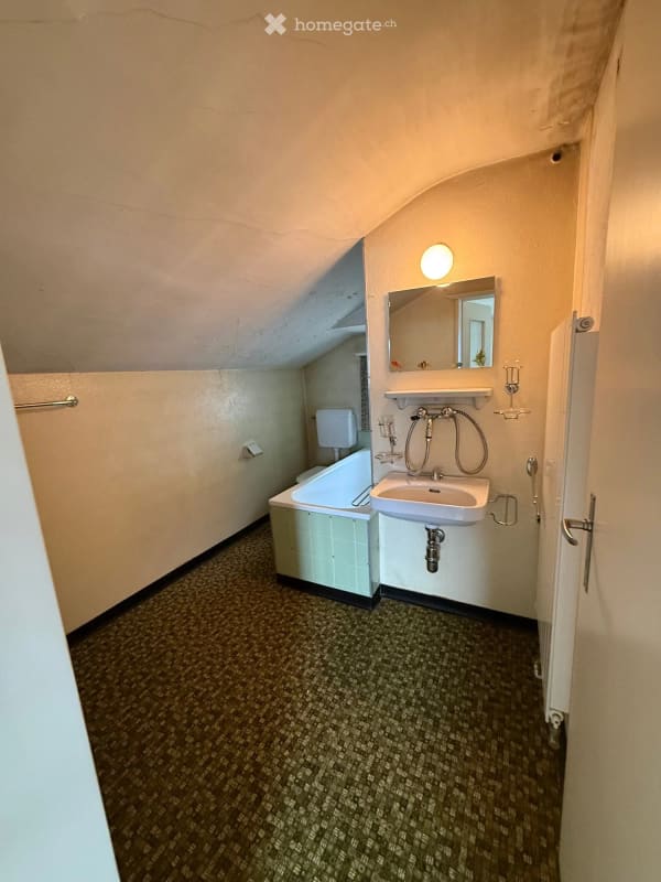 Immobilie in Hünibach - Freistehendes Einfamilienhaus mit 3 Garagen und fantastischer See- und Bergsicht in Hünibach - Bild 20